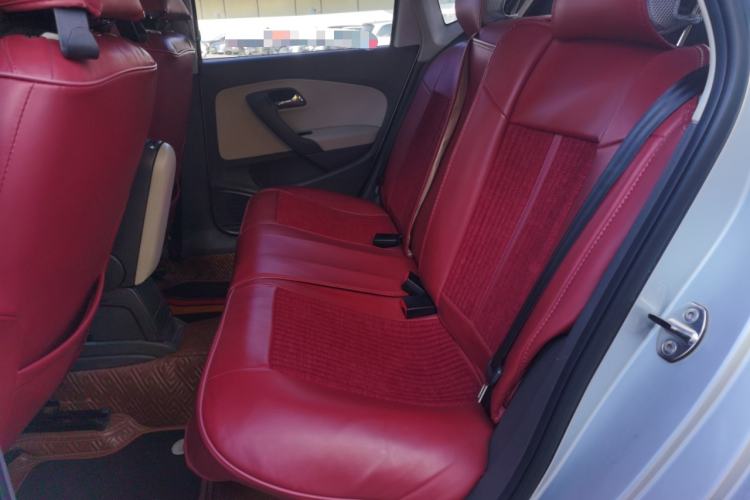 Used Volkswagen Polo 2014 1.4L Manual Comfort Edition