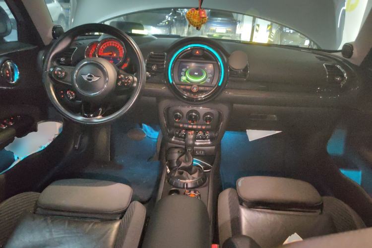 Used MINI Clubman 2016 1.5T COOPER Connoisseur Edition Center Console