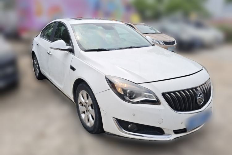 Used Buick Regal 2015 1.6T Elite Tech Model Front Right 45 Deg
