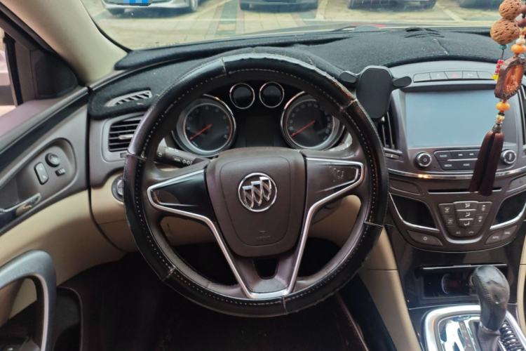Used Buick Regal 2015 2.0L Leading Fashion Edition