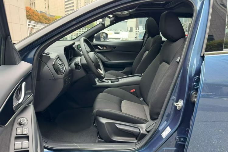 Used Mazda CX-4 2021 2.0L Automatic Two-Wheel Drive Blue Sky Dynamic Edition