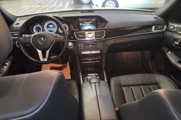 Used Mercedes-Benz E-Class 2015 Facelift E 200 L Sport Edition
