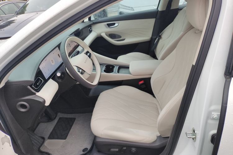 Used Roewe D7 2023 DMH 125km Excellence Edition