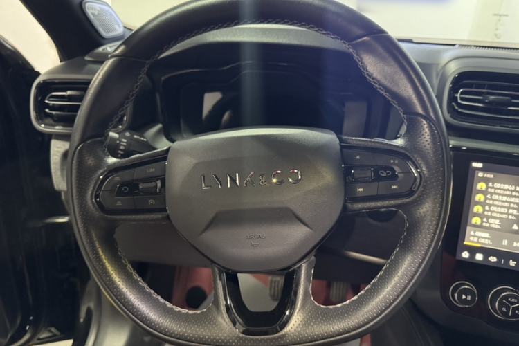 Used Lynk & Co 03 2022 2.0TD DCT JingPro Steering Wheel
