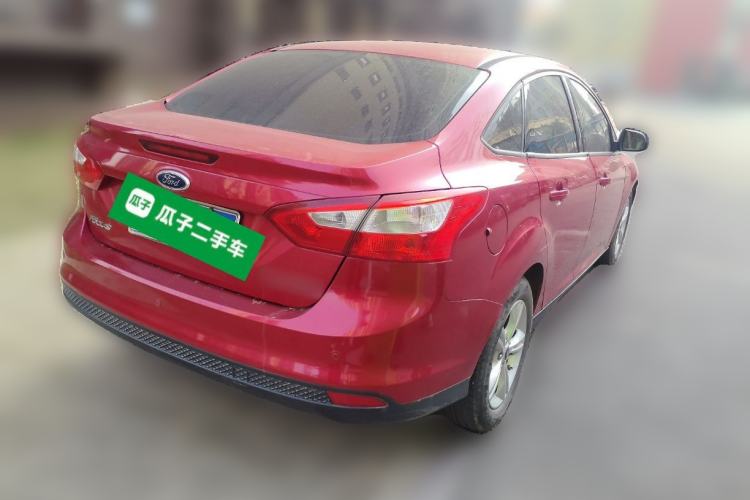 Used Ford Focus 2012 Sedan 1.6L Automatic Fashion Edition

