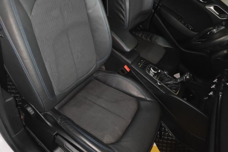 Used Audi A3 2020 Limousine 35 TFSI Fashion Edition China VI Emission Standard Right Front Seat