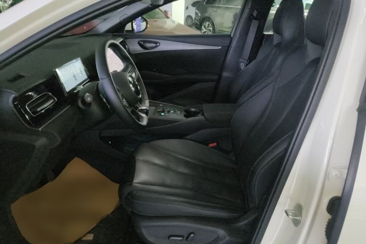 Used BYD Seal 06 New Energy 2025 DM-i Smart Drive 120KM Deluxe Model
