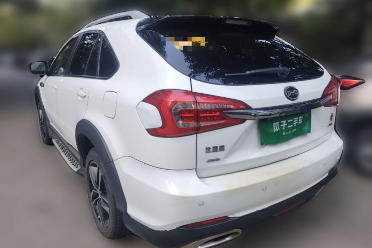 Used BYD Tang New Energy 2015 2.0T Four-Wheel-Drive Flagship Model