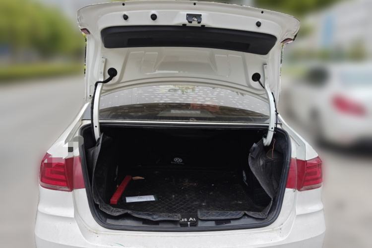 Used Volkswagen Santana 2021 1.5L Automatic Fashion Edition Trunk