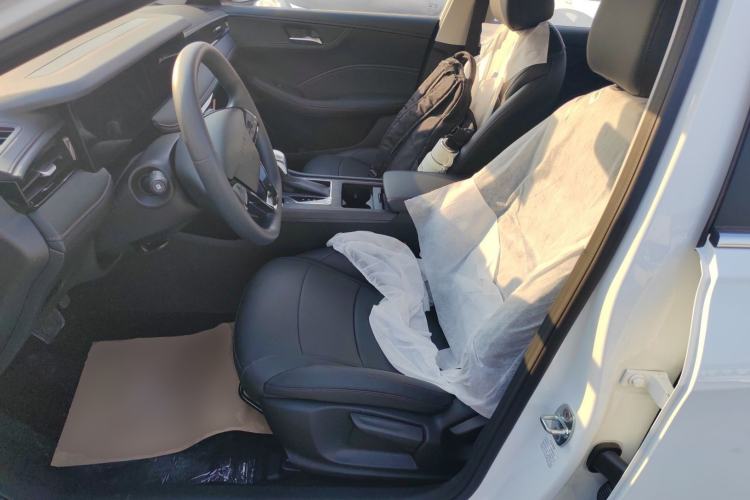 Used Roewe i5 2026 Model 1.5L CVT Luxury Version
