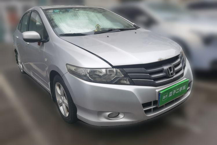 Used Honda City Classic 2008 1.5L manual Elite Edition Front Right 45 Deg