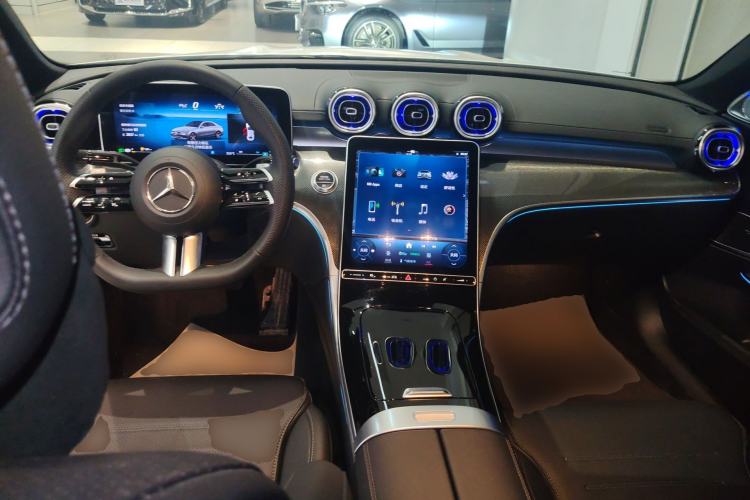 Used Mercedes-Benz C-Class 2024 Restyled C-Class 260 L Sport Edition Center Console