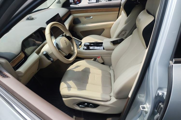 Used Hima AITO M7 2024 1.5T Rear-Drive Plus Version 5 Seats Left Front Seat