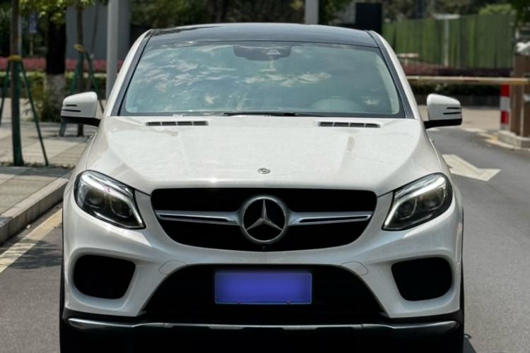 Used Mercedes-Benz GLE Coupe 2018 GLE 400 4MATIC Coupe SUV Exterior 9