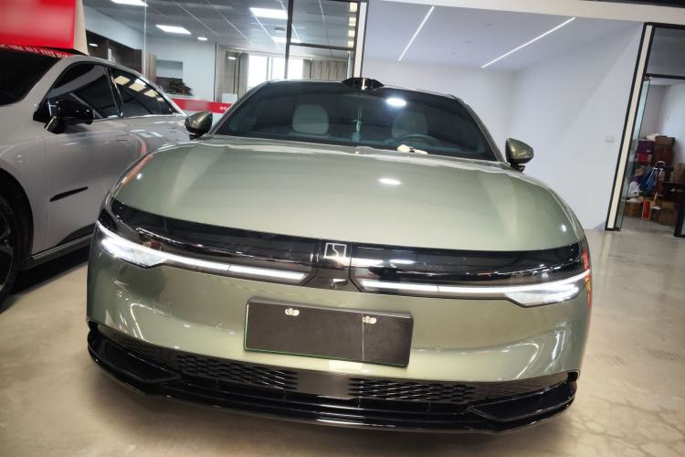 Used Zeekr 007 2025 Rear-Drive Intelligent Driving Version 75 kWh
