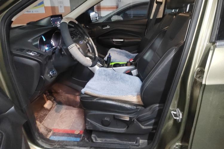 Used Ford Kuga 2013 1.6L GTDi Two-Wheel-Drive Trend Model
