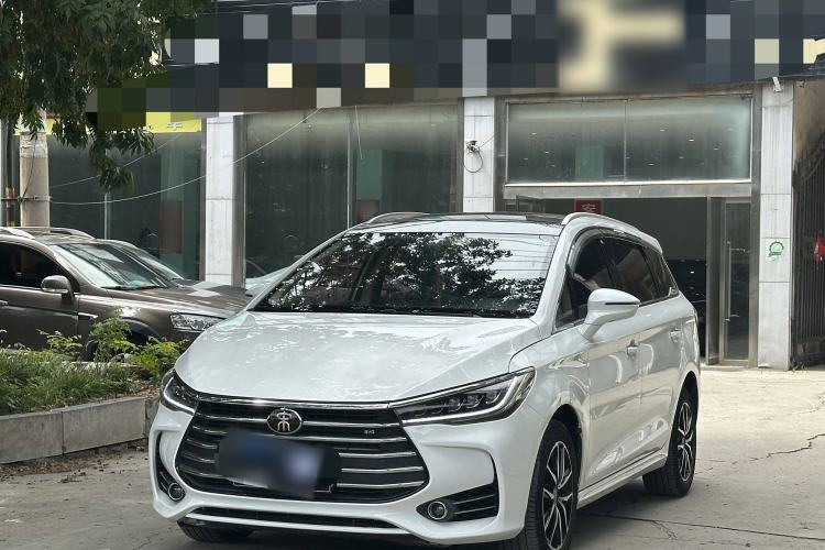 Used BYD Song MAX 2018 1.5T Automatic Smart Connect Elite Model with 6 Seats