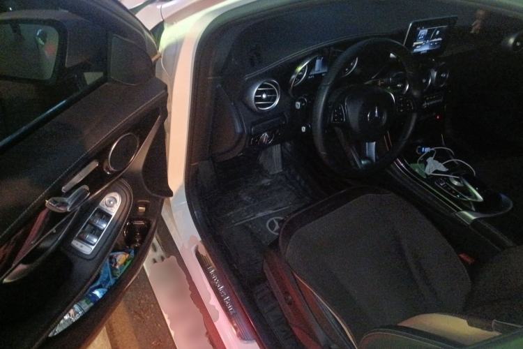 Used Mercedes-Benz GLC 2018 Facelifted GLC 260 4MATIC Dynamic Edition Driver Seat