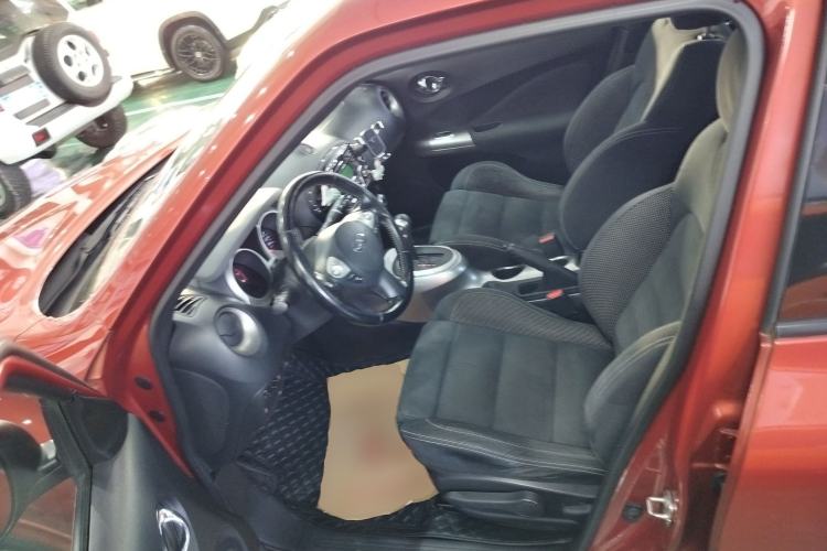 Used Infiniti ESQ 2014 1.6L Spontaneous Edition