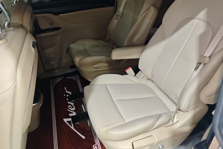 Used Buick GL8 2023 ES Lu Zun Deluxe Model