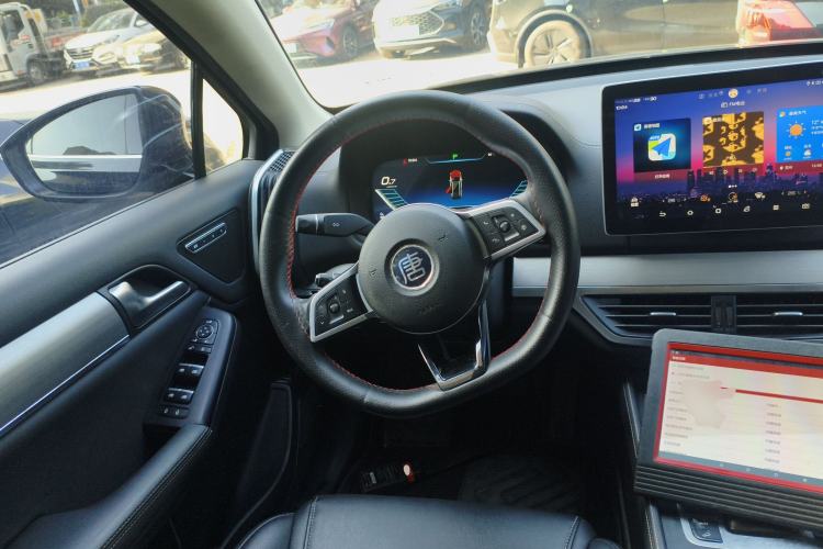 Used BYD Tang 2019 2.0T Automatic SmartConnect Luxury Version 5 Seats China VI Standard