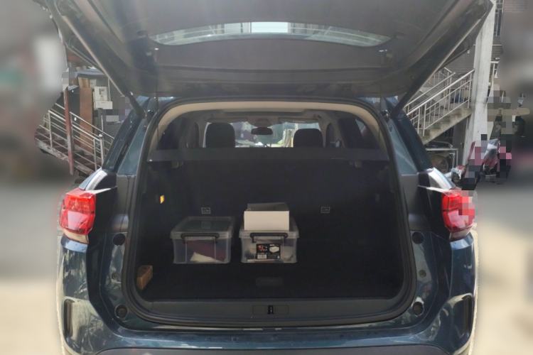 Used Citroen C5 AIRCROSS 2017 380THP Luxury Model Trunk