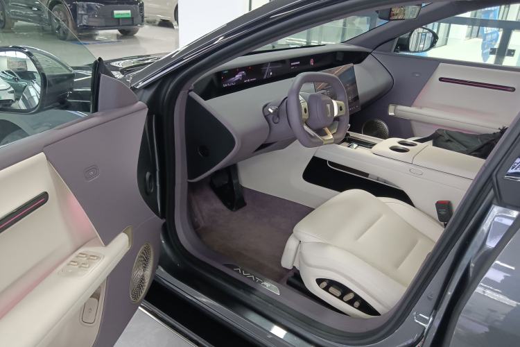 Used Avatr 06 2025 Pro Range-Extended Edition Driver Seat