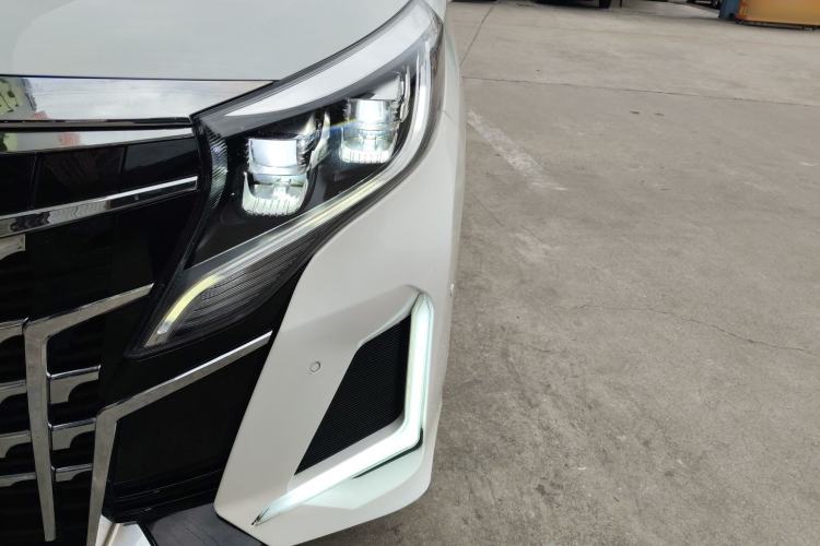 Used GAC Trumpchi M8 2018 320T Luxury Edition
