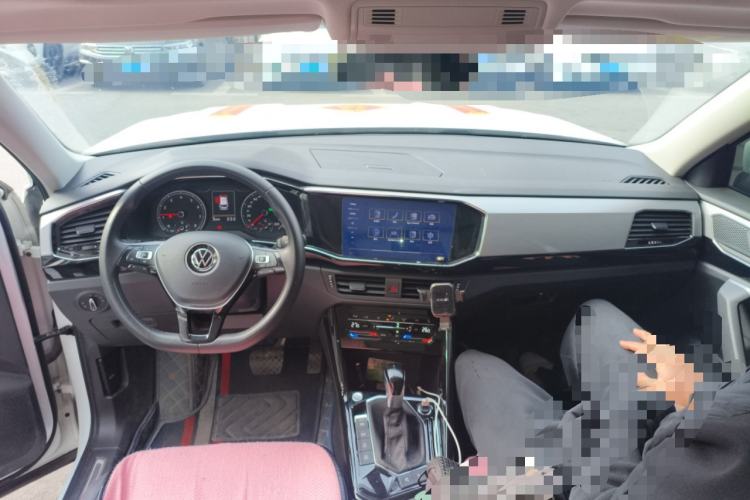 Used Volkswagen Tayron 2022 280TSI Two-Wheel Drive Luxury Smart Connectivity Version
