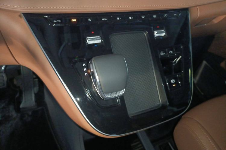 Used Hongqi HQ9 PHEV 2024 2.0T Four-Wheel Drive Business Edition