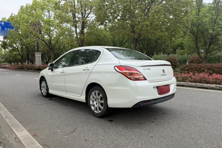 Used Peugeot 308 2014 Enjoy Edition Classic 1.6L Automatic Premium Model Exterior 4