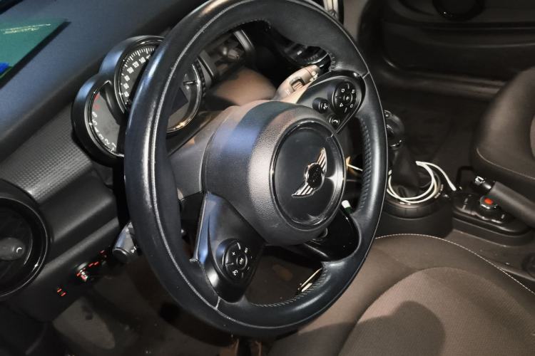 Used MINI 2014 1.5T COOPER Fun