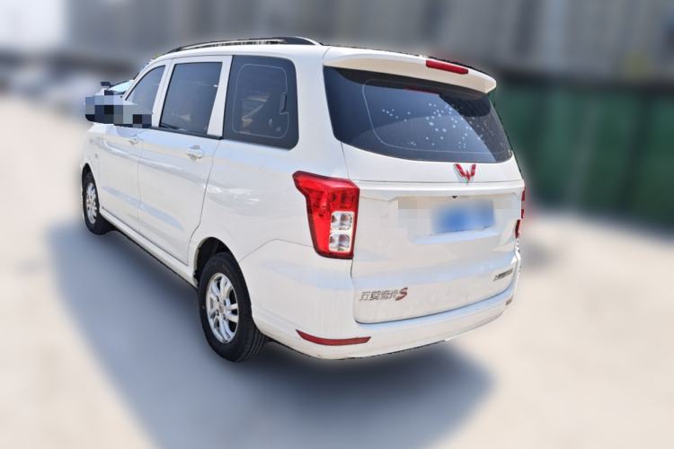 Used Wuling Hongguang 2019 1.5L S Standard Version China VI LAR
