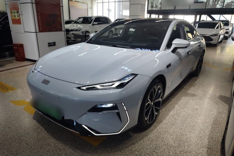 Used Geely Galaxy E8 2025 700 km Long-Range Intelligent Driving Version
