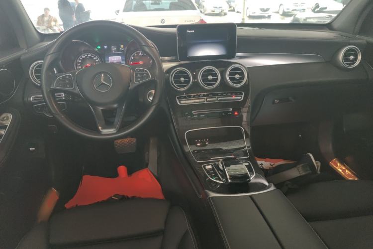 Used Mercedes-Benz GLC 2017 GLC 260 4MATIC Dynamic Edition
