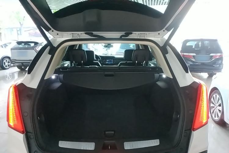Used Cadillac XT5 2016 25T Luxury Model
