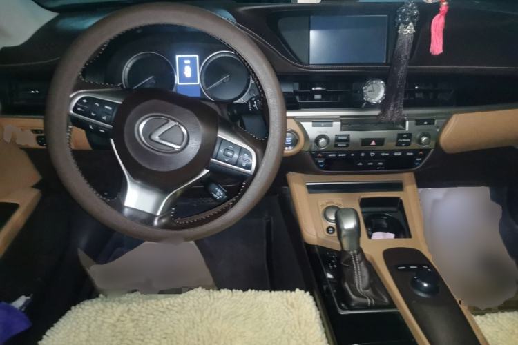 Used Lexus ES 2017 200 30th Anniversary Edition