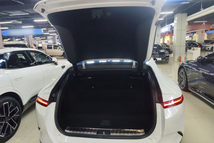 Used Avatr 12 2025 Max Extended-Range Edition Trunk