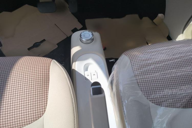 Used Wuling Hongguang MINIEV 2024 3rd Generation 215km Youth Edition Interior 5