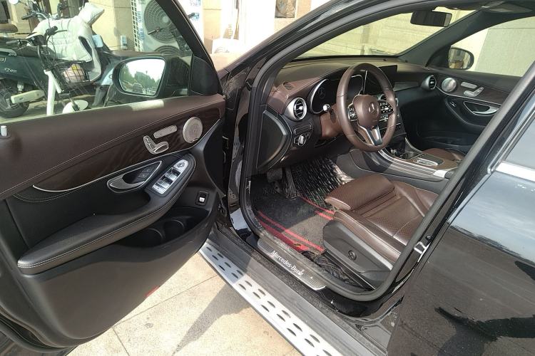 Used Mercedes-Benz GLC 2020 GLC 260 L 4MATIC Luxury Model Driver Seat