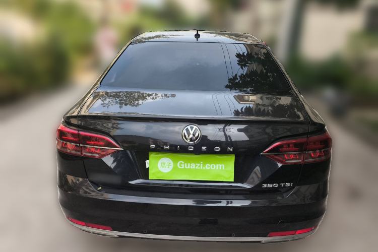 Used Volkswagen Phideon 2016 380TSI Two-Wheel-Drive Luxury Edition
