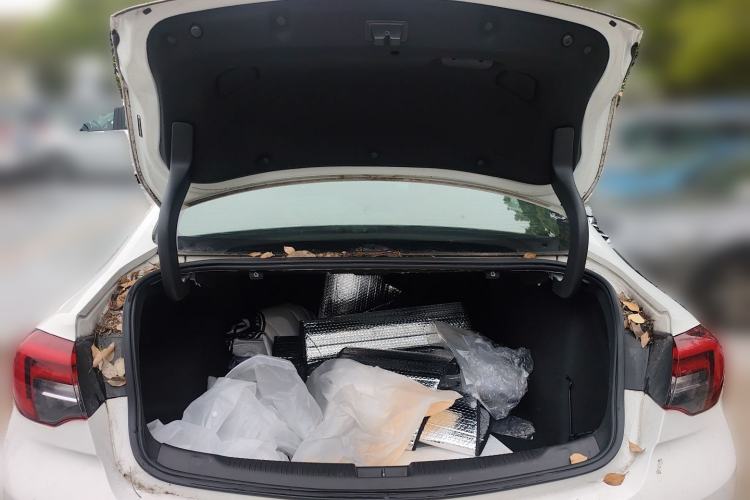 Used Buick Regal 2019 Revised 20T Luxury Version China VI Standard Trunk