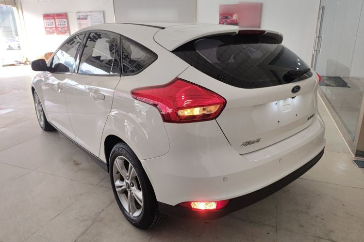 Used Ford Focus 2018 Hatchback Classic 1.6L Automatic Comfort Plus SmartDrive Edition