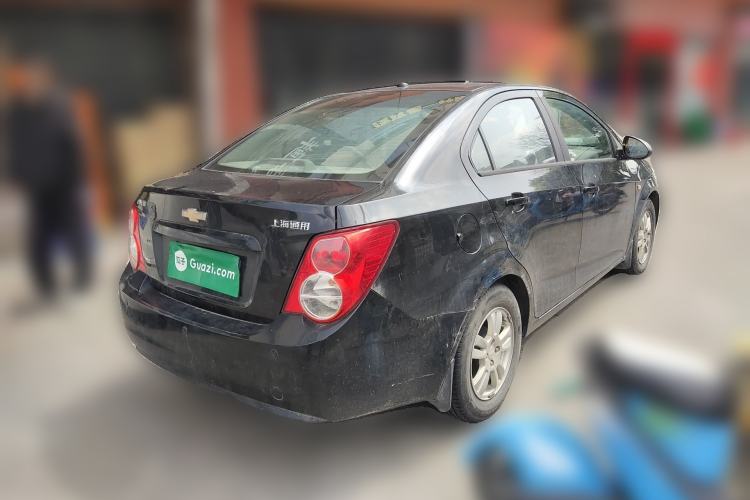 Used Chevrolet Aveo Sonic 2011 Sedan 1.4L Manual Transmission SE Rear Right 45 Deg
