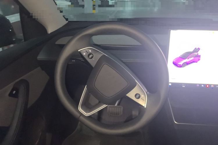 Used Tesla Model Y 2025 Rear-Wheel-Drive Version