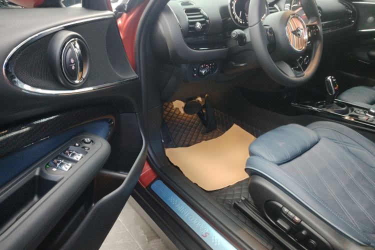 Used MINI Clubman 2023 Revised 2.0T COOPER S Connoisseur
