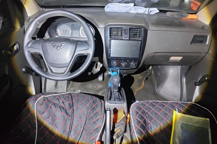 Used Wuling Rongguang 2014 1.2L S Base Model Center Console