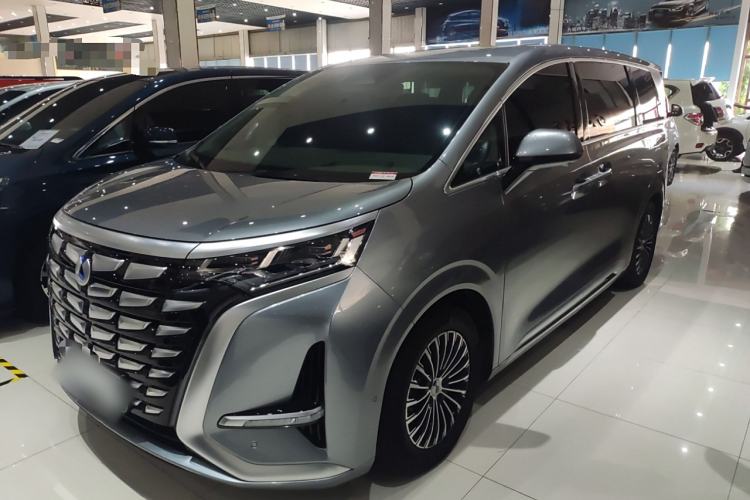 Used Denza D9 2022 DM-i 970 Four-Wheel Drive Flagship Model