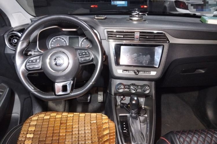 Used MG ZS 2017 1.5L Automatic Luxury Edition
