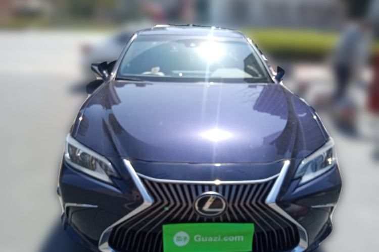 Used Lexus ES 2018 200 Excellence Edition China VI Standard
